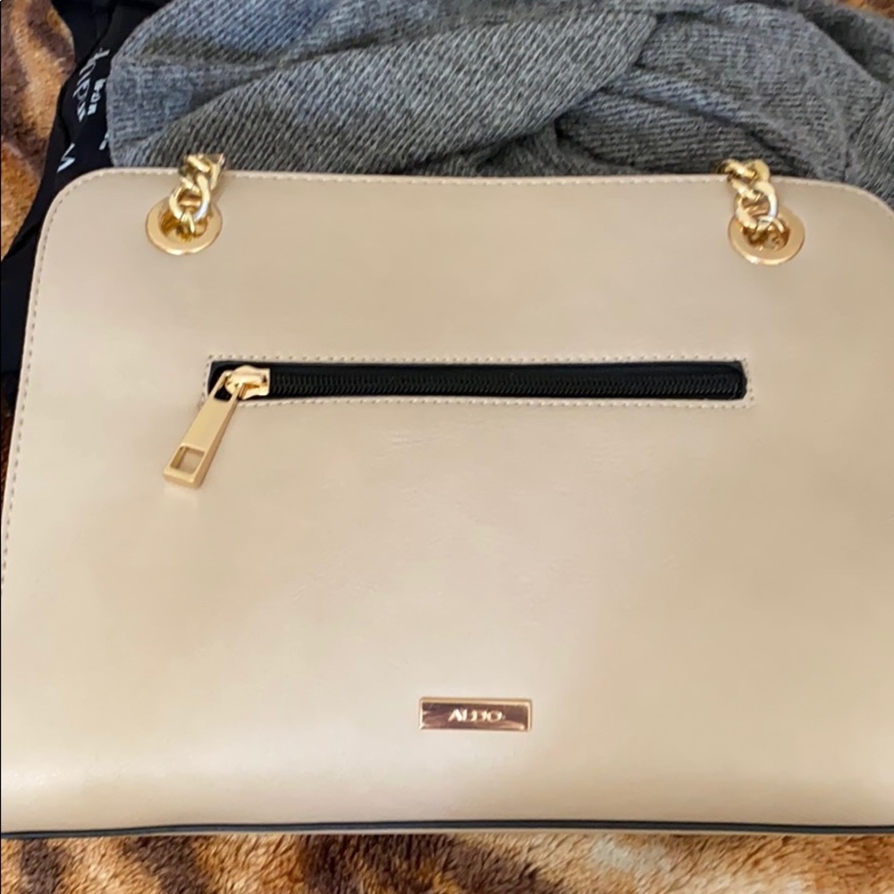 Purse - Picture 3 of 5